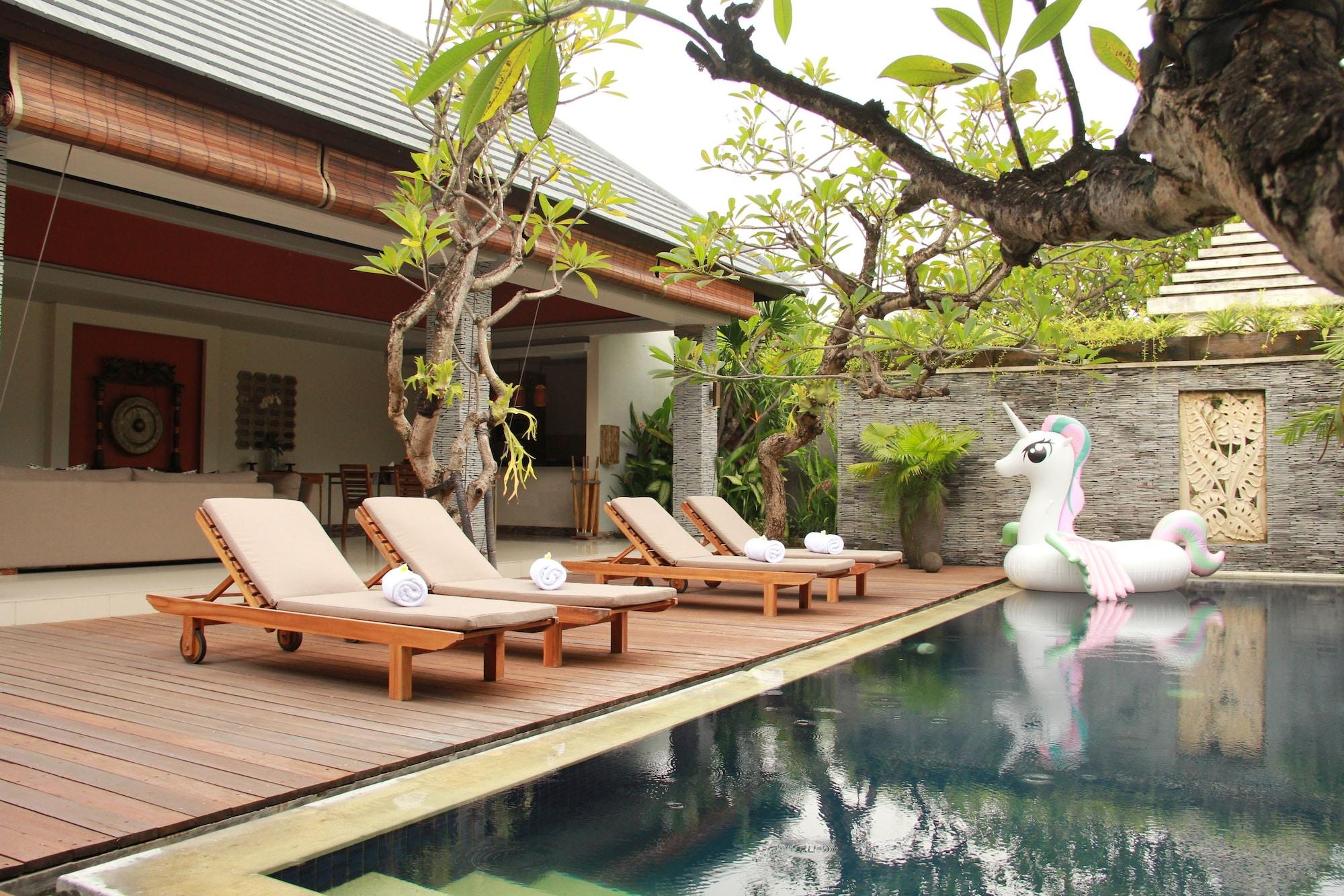 The Wolas Villas Seminyak  Exterior photo